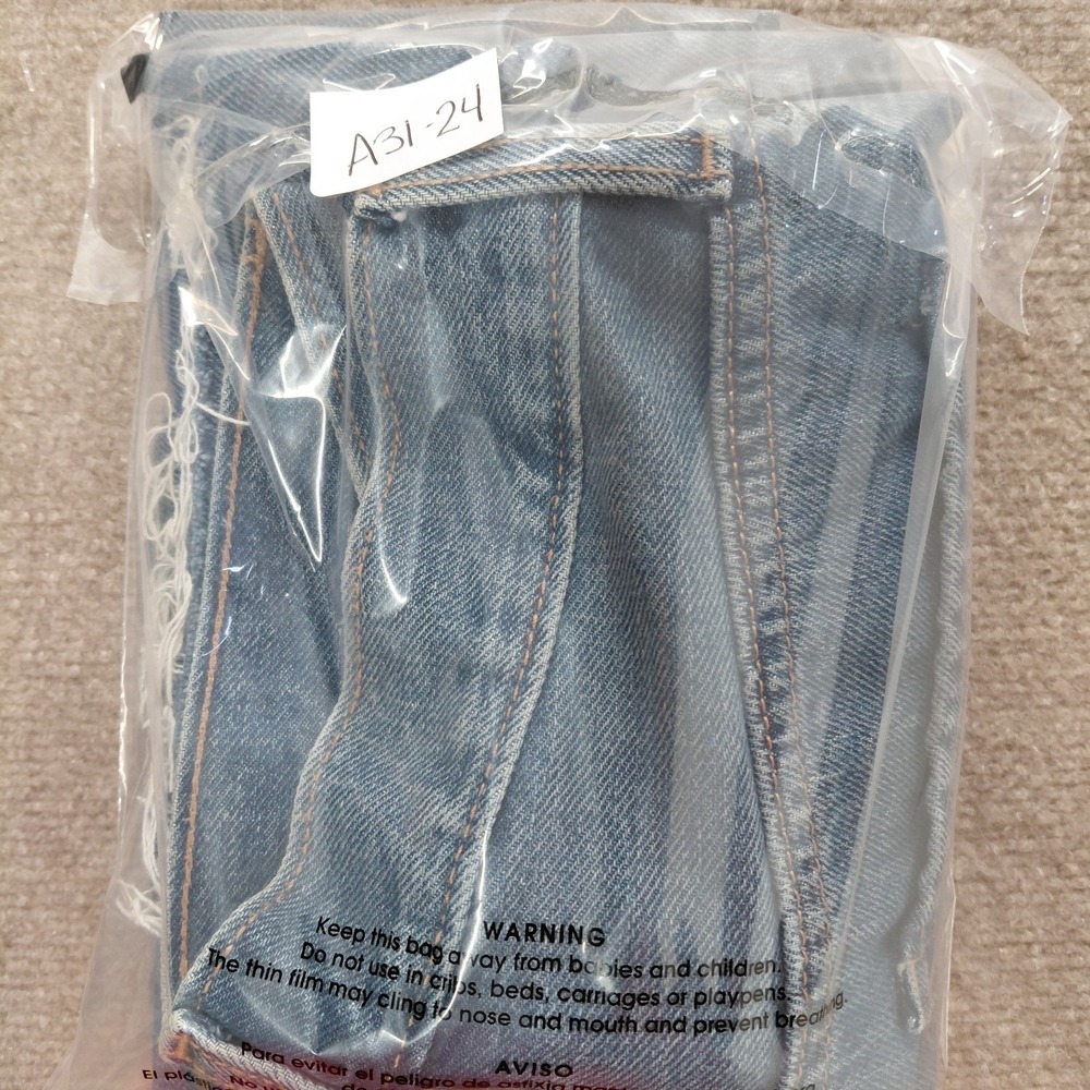 Old‎ Navy High Rise Slouchy Straight Crop Jeans Womens Size 2 Distress Raw Hem - Picture 10 of 10